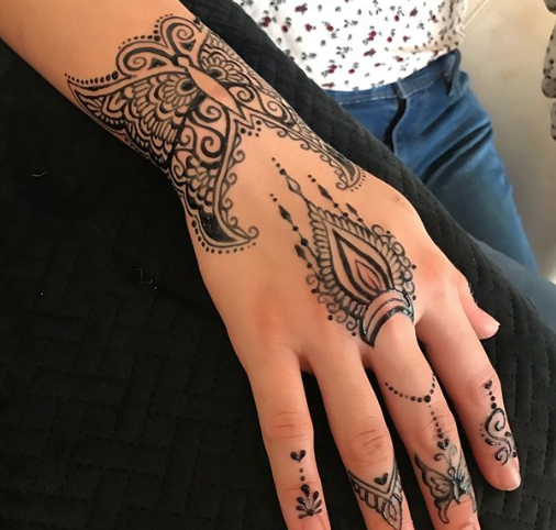 Descubra O Significado Das Tatuagens De Henna Mais Comuns Com Imagens Para Voce Se Inspirar