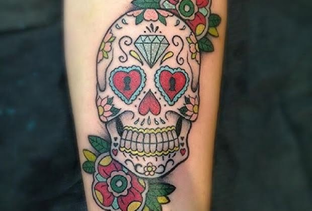 Tatuagens Femininas 70 Imagens E Diversos Simbolos Com Significados Marcantes